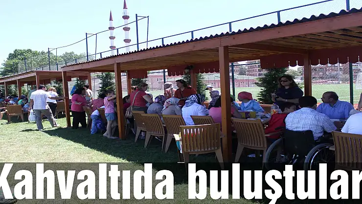 Kahvaltıda buluştular