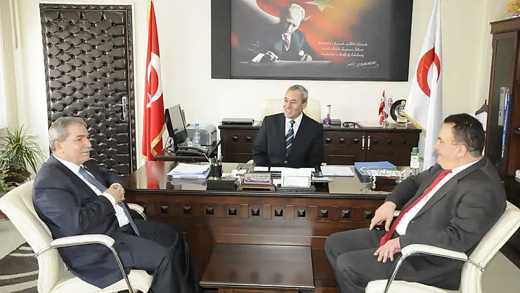 Demirtaş'tan yeni başhekimlere ziyaret