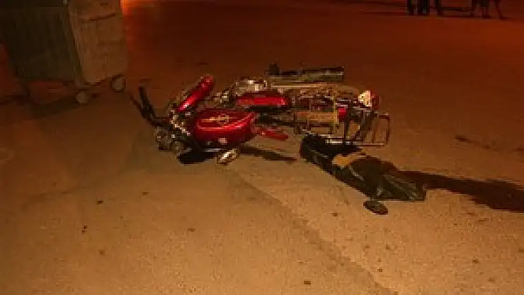 Motosiklet ile Otomobil çarpıştı: 1 yaralı