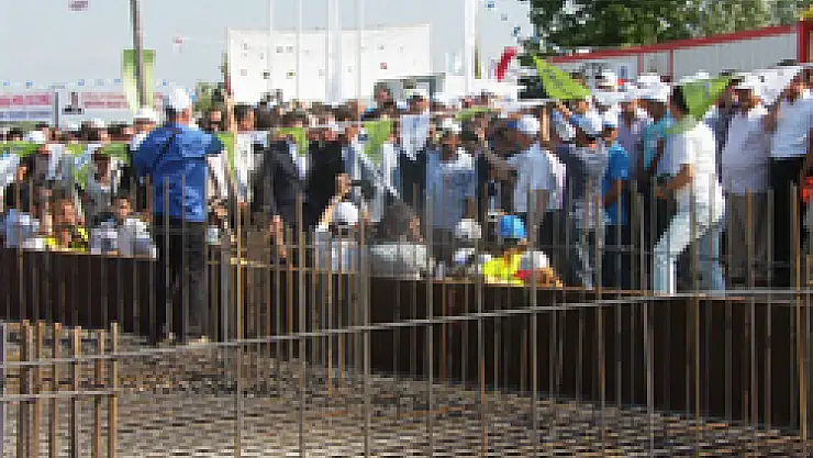 Bakan Kılıç Turizm Fakültesi'nin Temelini Attı