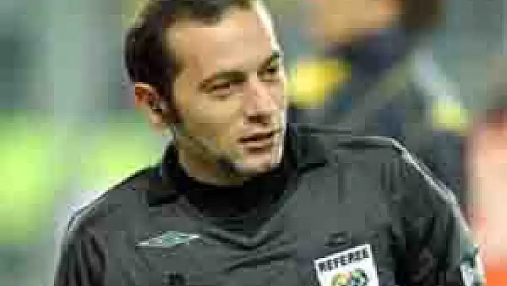 Dev maç Cüneyt Çakır'ın!