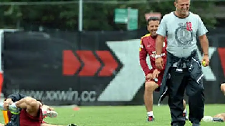 Galatasaray hazırlıklara devam ediyor