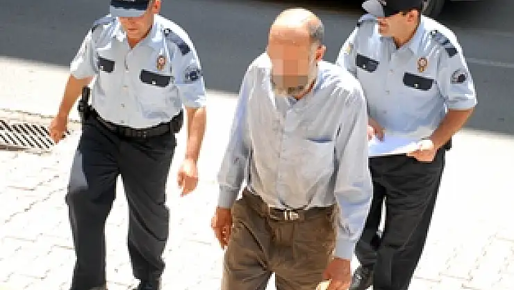 Falçata ile yaralama adliyede 