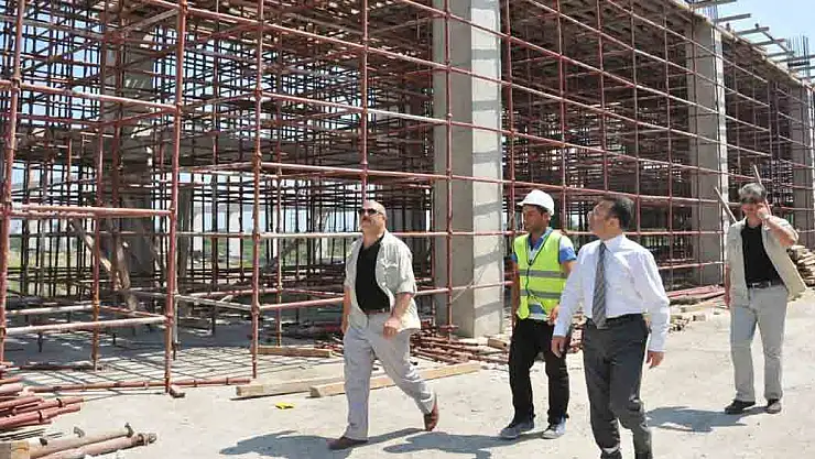 FUAR VE KONGRE MERKEZİ İNŞAATI HIZLA İLERLİYOR