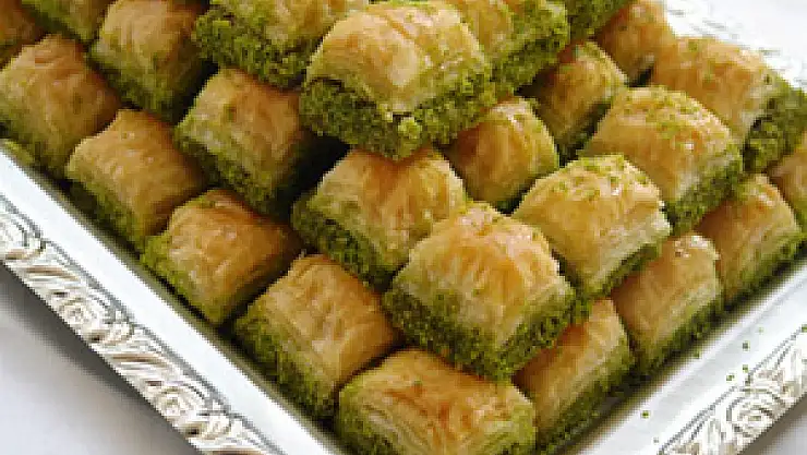 Bayramda beslenmenize dikkat!