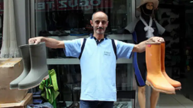 Çizme ve Yağmurluk satışları patladı