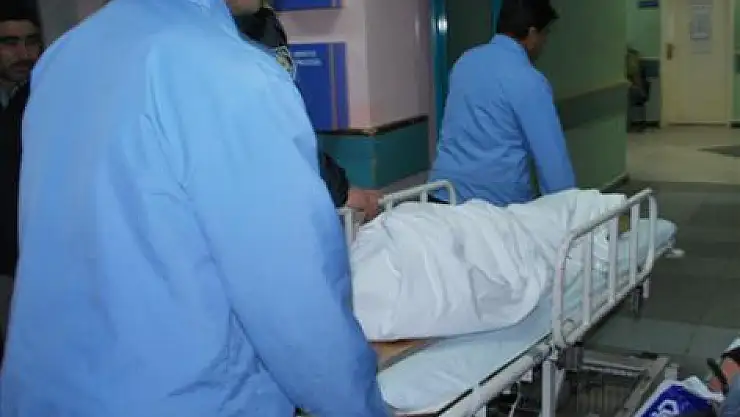 Otomobilin çarptığı çocuk hayatını kaybetti