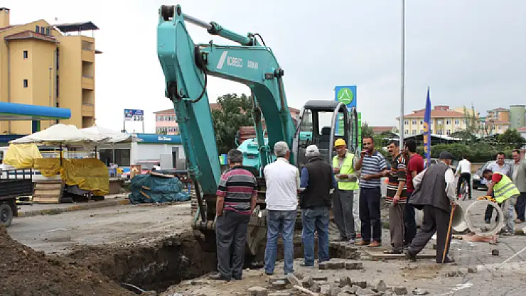 Kanalizasyon çalışması hızla ilerliyor