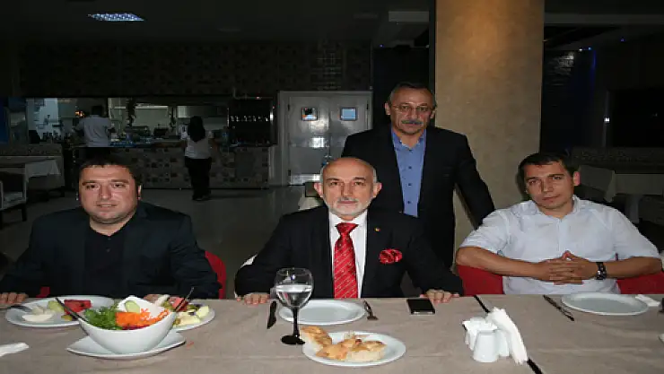 Legend Ayvacık'ta Atik'e veda yemeği