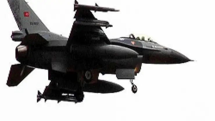 PKK kamplarına bomba yağdı