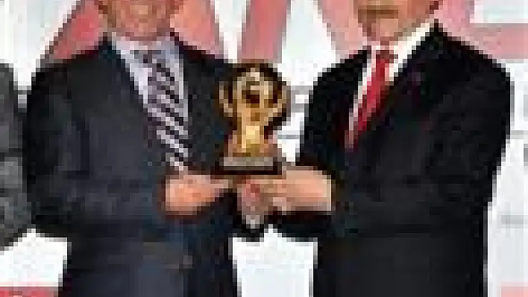 Ali Ağaoğlu Basın'a Ders Verecek