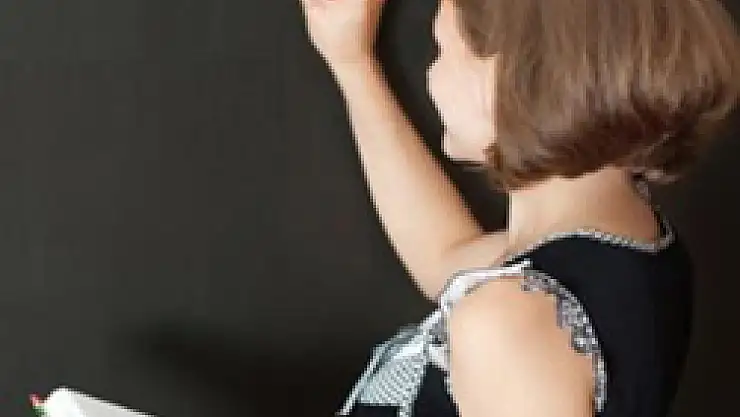 Yeni yılda öğretmene 700 lira müjdesi