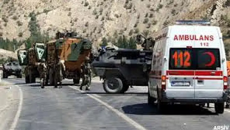 Akçakale'ye bomba düştü! 