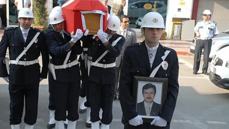 Kansere yenik düşen Başsavcı vekili İçin tören düzenlendi