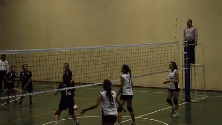 Dağıstanlı' da Voleybol Heyecanı Sürüyor