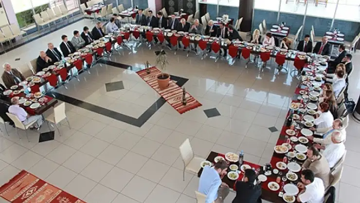 Savcı Funda Ergişi'ye veda yemeği