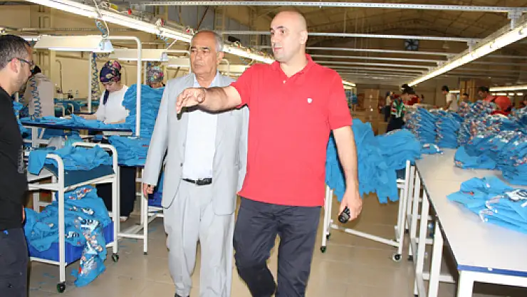 Düzenli Tekstil fabrikasında