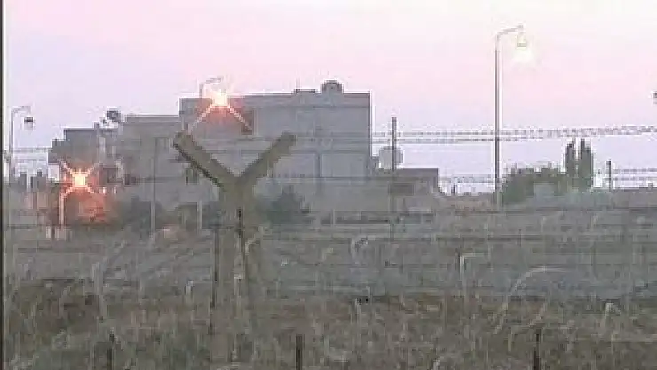 Sınırda çatışma Ceylanpınar'da okulları tatil ettirdi!