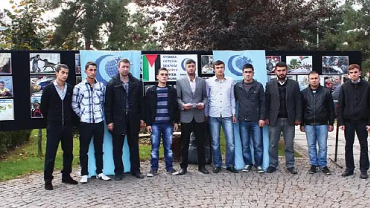 AGD Filistin sergisi açtı