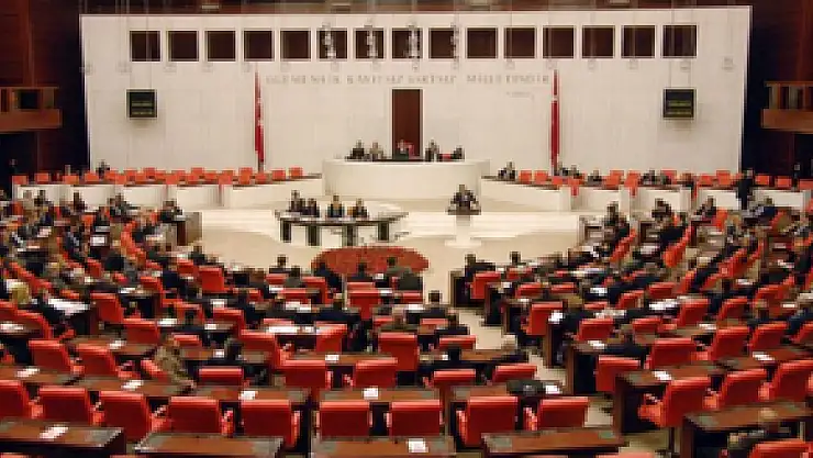 40 vekile 'dokunuldu'