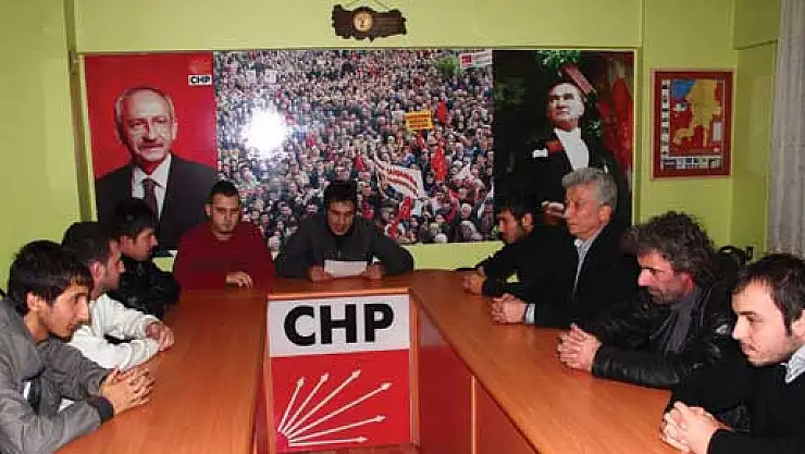 'Kılık Kıyafet yönetmeliğine' CHP Gençliğinden tepki   