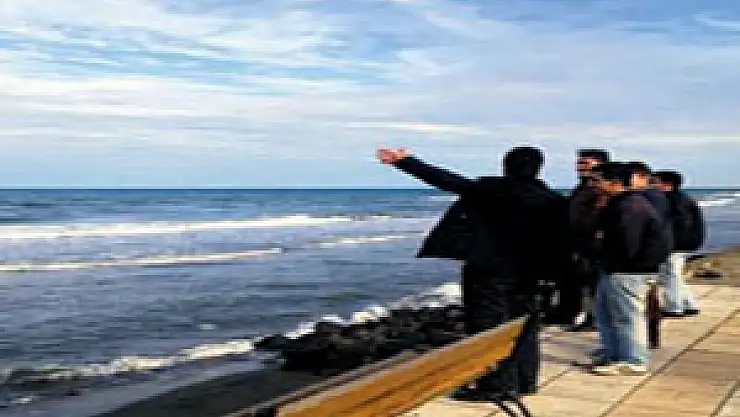 Erken Kıyamet Perşembe İlçesinde Koptu