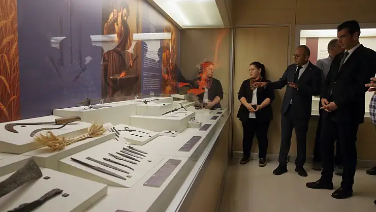 2 bin 200 yıllık mızrak sergileniyor