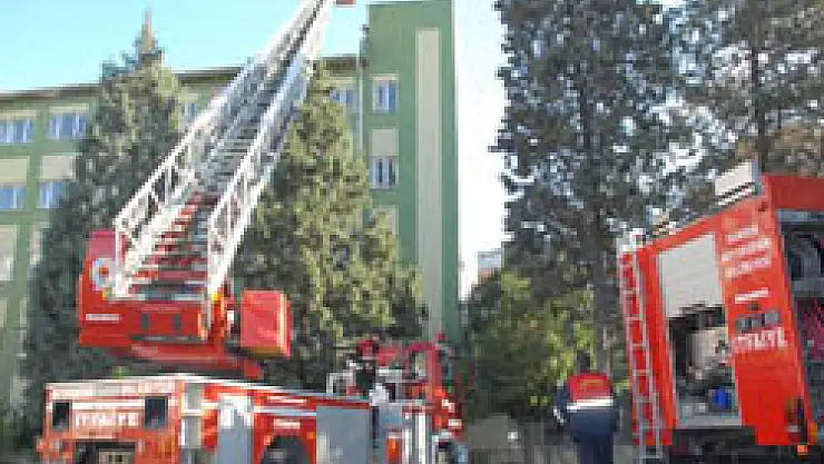 Halk Sağlığı Müdürlüğü Çatısında Yangın