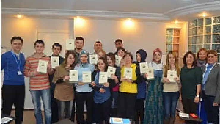 Artık Dikili Ağaçları Oldu