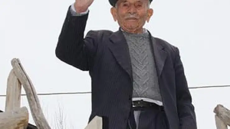 100 Yaşını Aşanlara Emekli Maaşı