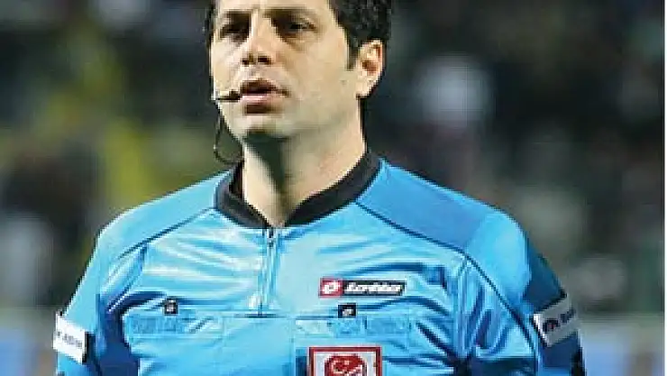 Denizli Maçında Düdük Öğretmenoğlu'nda