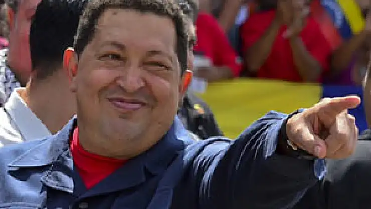 HUGO CHAVEZ HAYATINI KAYBETTİ!