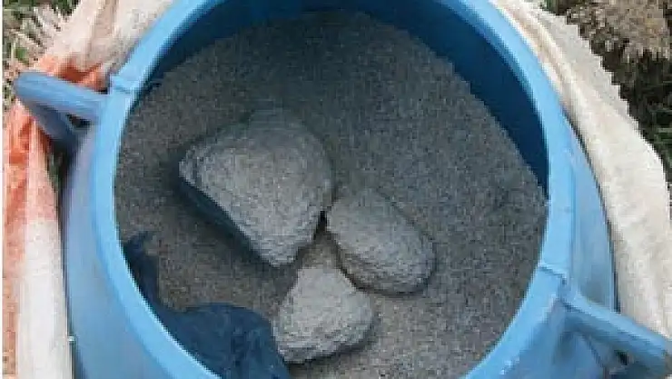 ŞEMDİNLİ'DE BÜYÜK MİKTARDA PATLAYICI BULUNDU