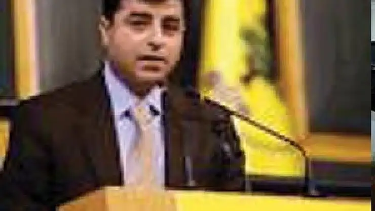 BDP GENEL BAŞKANI DEMİRTAŞ HASTANEYE KALDIRILDI