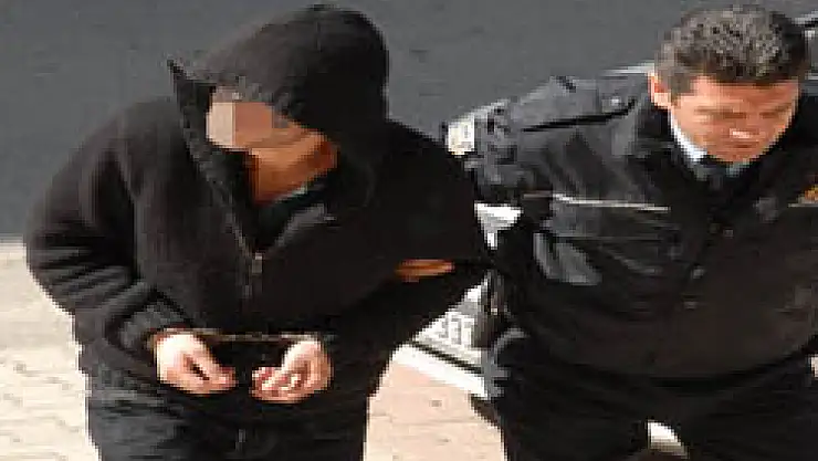 Kendisini Darp Edeni Vuran Genç Adliyeye Sevk Edildi