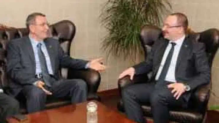 Thy'den Murzioğlu'na Teşekkür