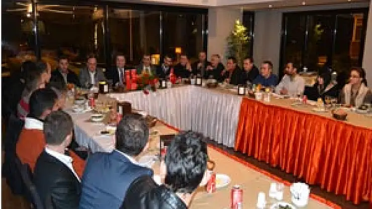 Başkan Köktaş, Çarşamba Gençlik ile yemekte bir araya geldi