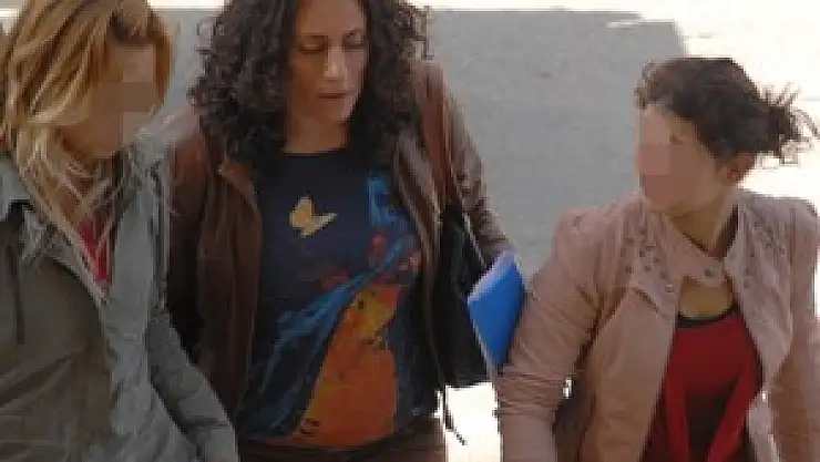 Evden Hırsızlık Yapan Kızlar Yakalandı