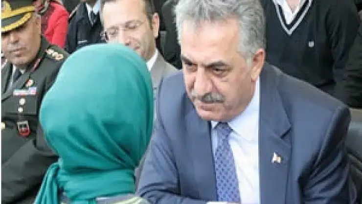 Bakan Yazıcı Ayvacık'ta