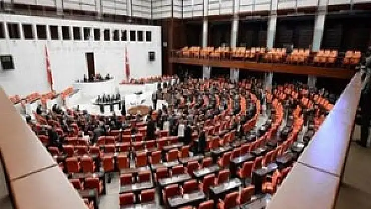 CHP'li ve AK Parti'li vekiller birbirine girdi