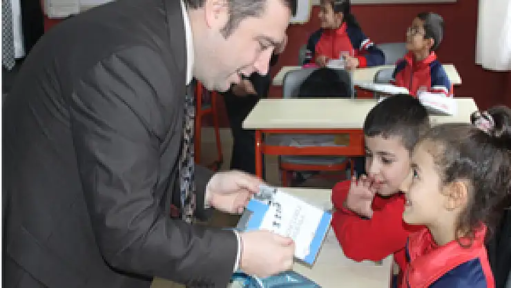 Köse' den, 23 Nisan Ulusal Egemenlik ve Çocuk Bayramı Mesajı