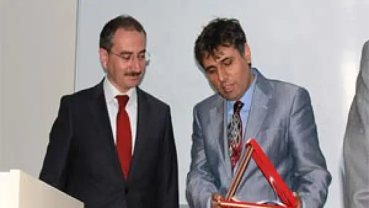  ORD. PROF. DR. ALİ FUAD BAŞGİL VE ÇARŞAMBA SEMPOZYUMU