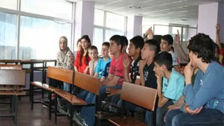  Yeşilırmak Dershanesi'nde Hızlı Okuma Tekniği anlatıldı