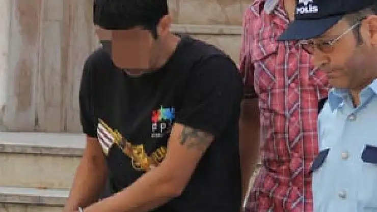 Hakkında 3 Yıl 4 Ay Hapis Cezası Bulunan Genç Tutuklandı