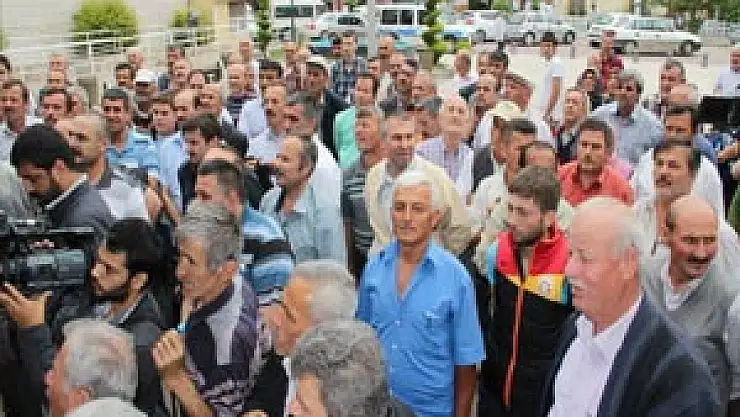 Pazarcılar Yer Sorununu Çözdü