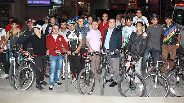 Köse, PAB'la bisiklet sürdü