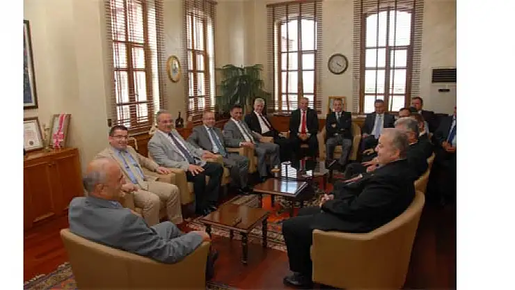 BAŞKAN YILMAZ'A ZİYARETLER