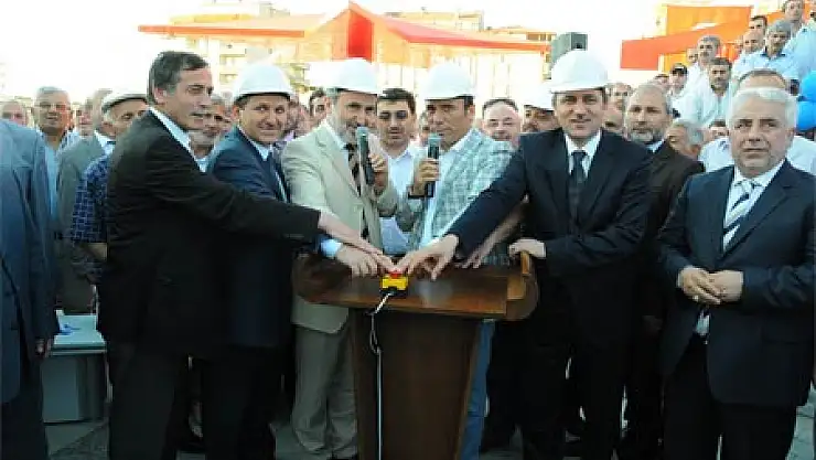 CANİK'TE 3 BİN KİŞİLİK CAMİ TEMELİ ATILDI