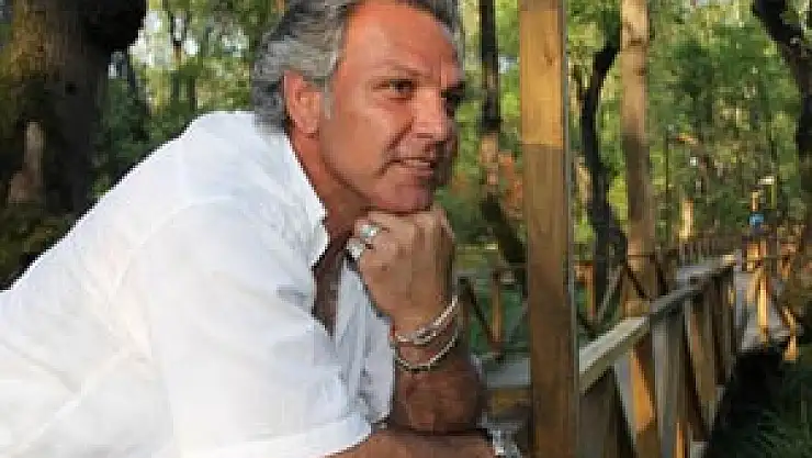  FİLMLERİN KÖTÜ ADAMI YENİ PROJELERE GÖZ KIRPTI