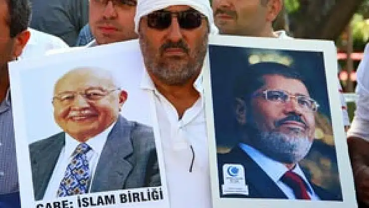  SAMSUN'DA MURSİ'YE DESTEK, DARBEYE TEPKİ EYLEMİ